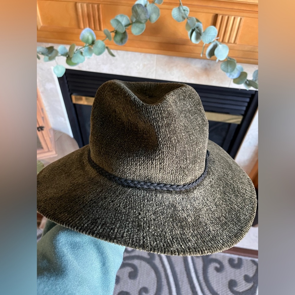 Trimmed Green Rancher Hat